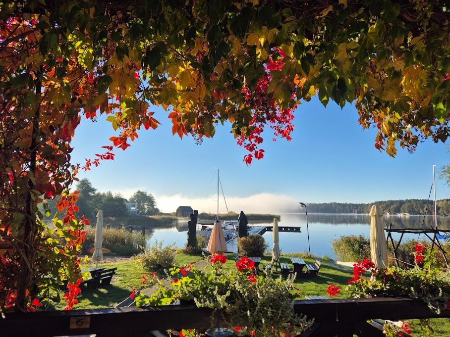 Pensjonat Rybaczowka - Noclegi, Restauracja, Port Bogaczewo  Extérieur photo